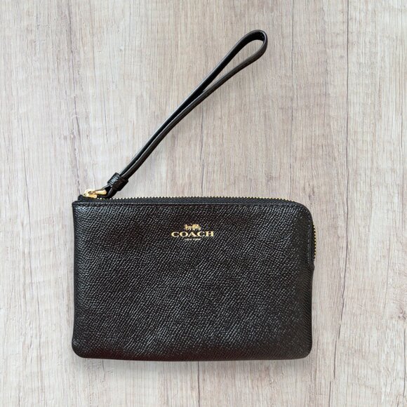 NEW COACH Black Corner Zip Wristlet Wallet - Picture 1 of 8